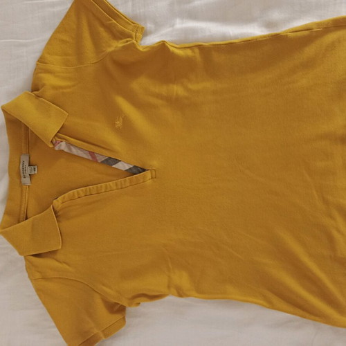 Burberry T-shirt like new, yellow, size XS