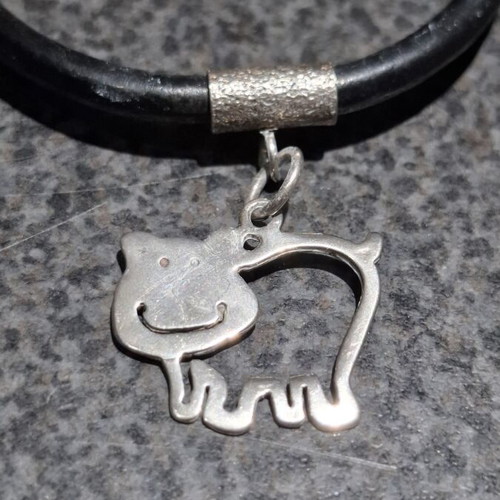 Bracelet with Black Rubber and 925 Silver Animal Motif like new