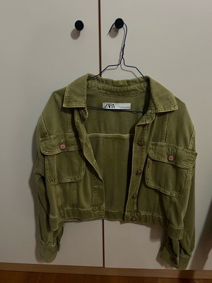 Zara denim jacket used, size XS