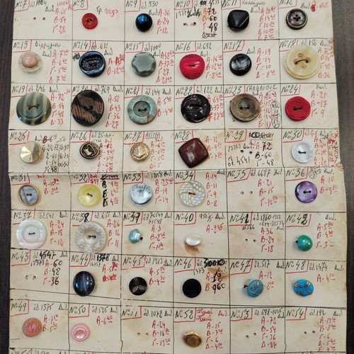 Vintage Button Sample Card from the 1960s used