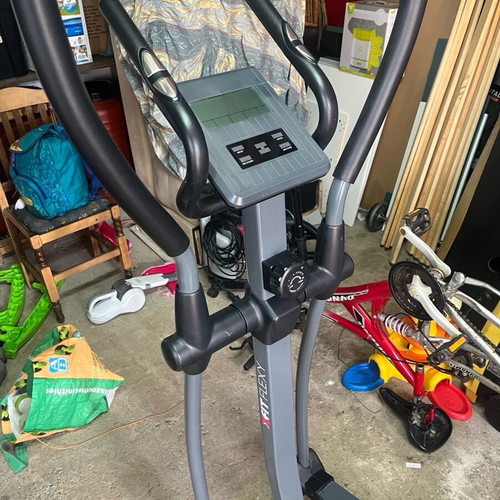 Elliptical machine used, very good condition