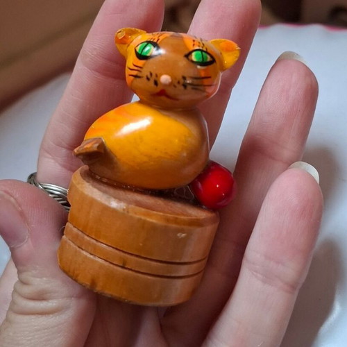 Wooden pencil sharpener from Shanghai, like new