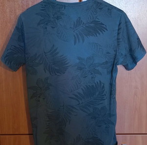 Pull & Bear T Shirt μεταχειρισμένη, μέγεθος Medium