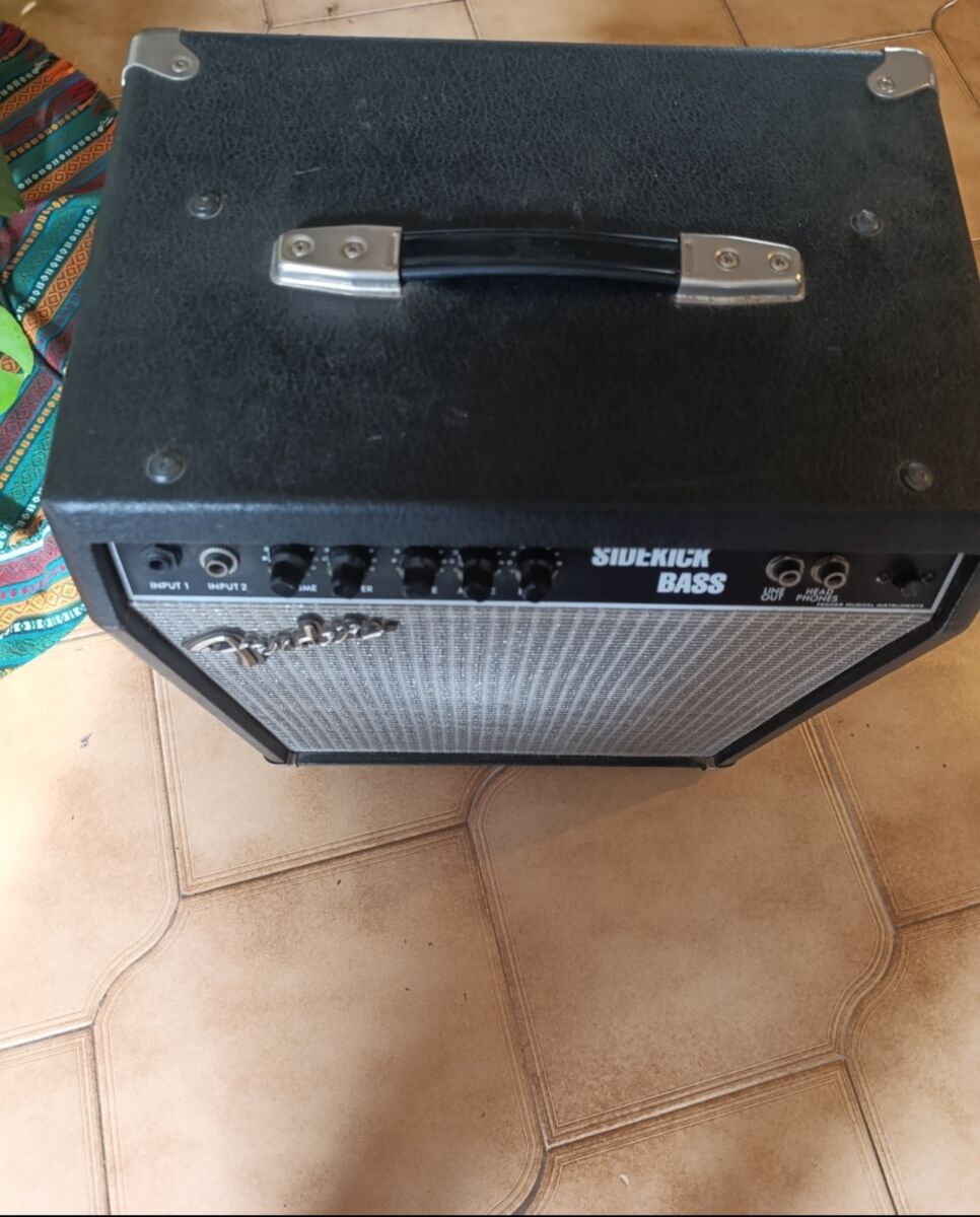 Fender Sidekick Bass 30 Vintage… - € 150,00 - Vendora.cy