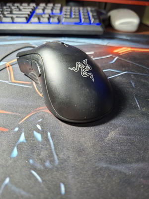 Razer Deathadder Elite gaming mouse