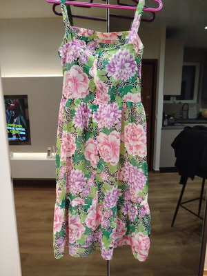 Summer dress floral print like new, green and purple, size M