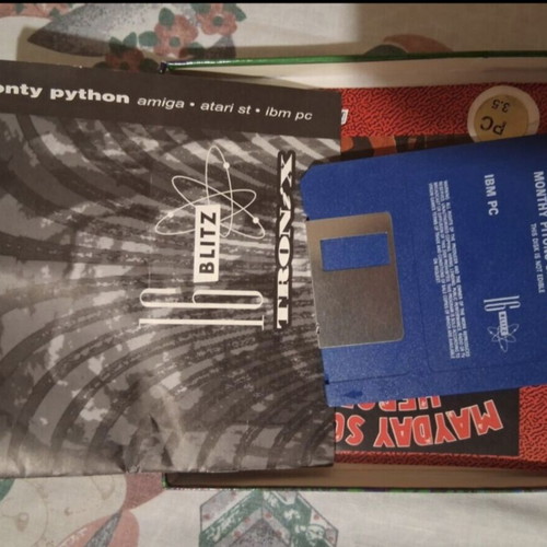 Monty Python's Flying Circus 1990 PC game like new