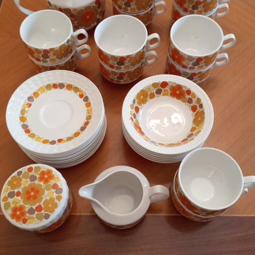Pontesa Vintage Tea and Coffee Serving Set The Young Range 32 Pieces
