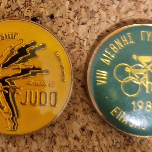 Pins like new