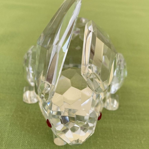 Shannon Crystal Godinger Red Eye Rabbit faceted crystal like new