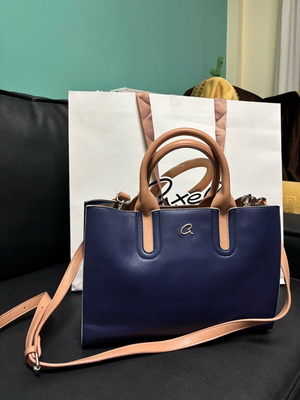 Axel limited edition crossbody handbag new, navy blue with nude details
