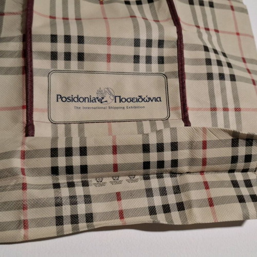 Fabric hand bag like new, beige with multicolor stripes