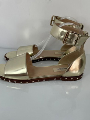 Valentino Garavani Rockstud leather sandals used, gold, size 38