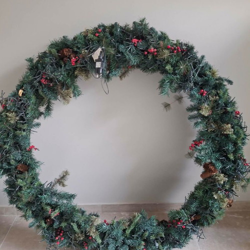 Decorative wreath used, large 1.3m diameter