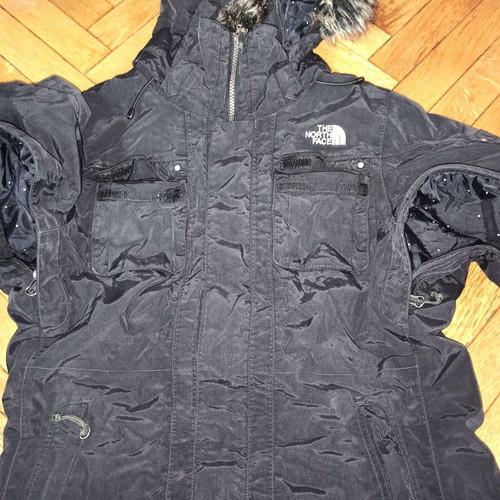The North Face women's winter ski jacket used, size M, black