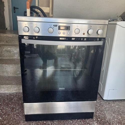 Zanussi ZCV65320XA ceramic hob electric oven inox 72lt