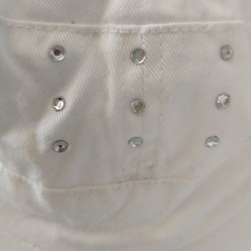 White women's hat with rhinestones like new