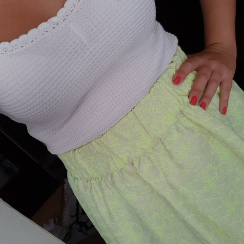 Zara skirt with high waist like new, size L, neon yellow-green