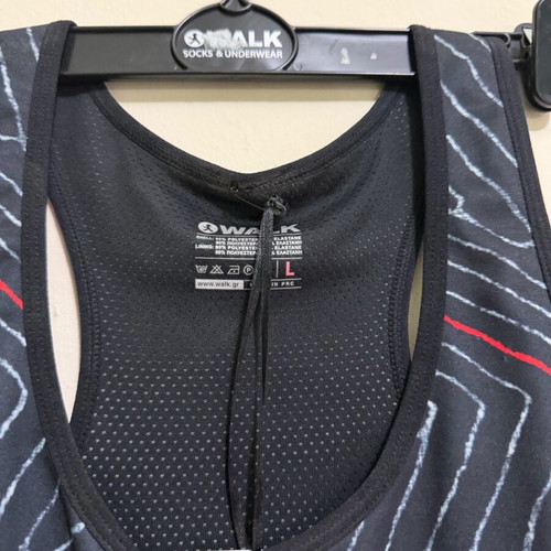 Walk sports bra new, size L, black