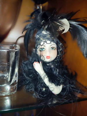 Φιγούρα εποχής από πορσελάνη σαν καινούργιο