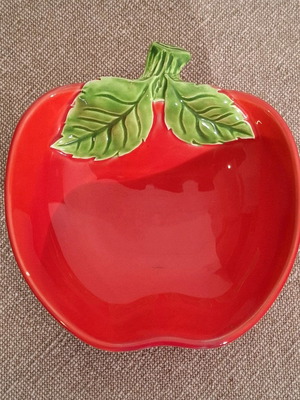Fruit bowl used, red light color, 15x16.5x5 cm