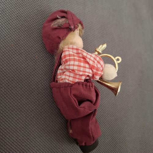 Porcelain dolls vintage pair used, girl and boy
