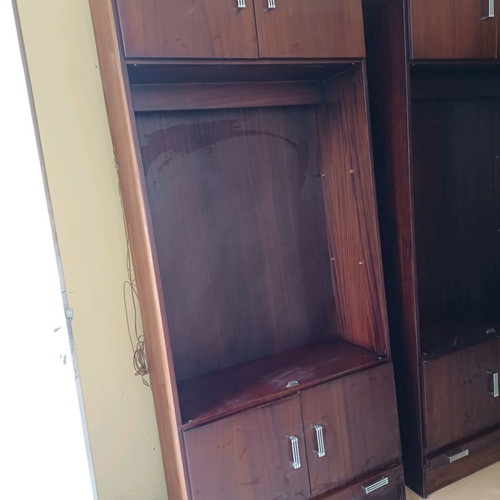 Living room unit used, 4 parts, wenge color