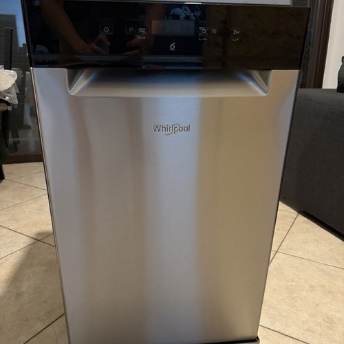Whirlpool WSFC 3M17 X dishwasher 45 cm inox