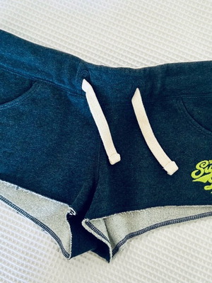 Superdry cut shorts size Small unused, blue