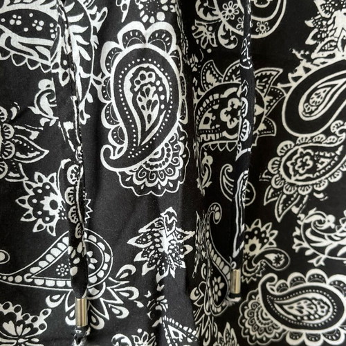 Paisley blouse new, black and white, size XL