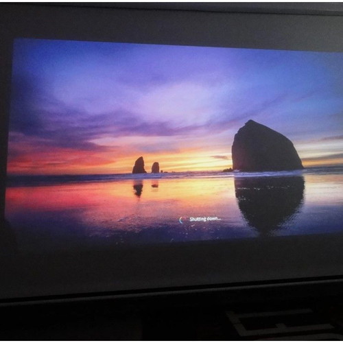 XGIMI H2 Projector 1080P Home Theater with Android Box like new