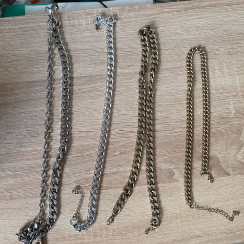 Set of 4 Necklaces new, 2 gold and 2 silver from Bershka and H&M