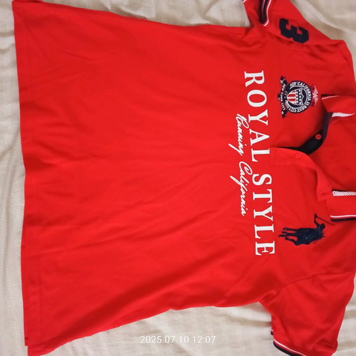 Polo shirts like new, pack of 2, red, size M-L