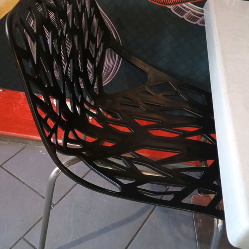 Chairs with metal frame like new