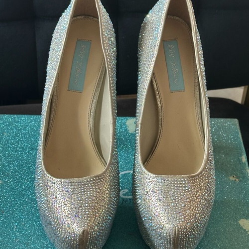 Betsey Johnson Swarovski limited edition heels like new, size 41