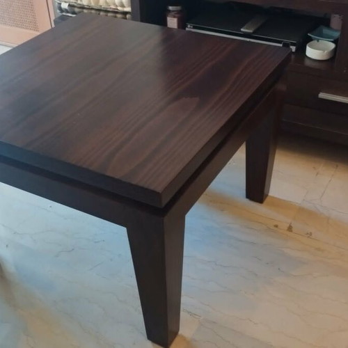 Square coffee table like new, solid wood, dark finish, 70x70x50 cm