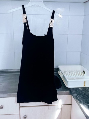 Top black and gold, like new, sizes S-M-L