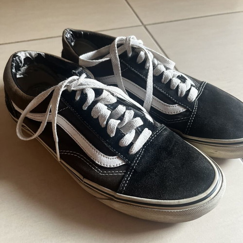 Vans sneakers, black and white, size 39