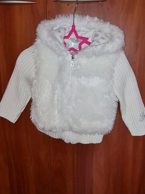 Guess jacket - cardigan like new, size 18 months, white-cream