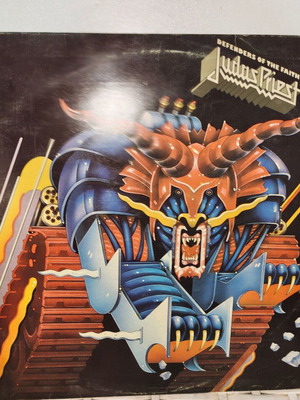 Judas Priest Defenders Of The Faith vinyl record used, metal