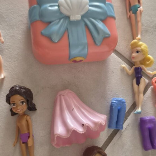 Polly Pocket Hidden Hideouts Mermaid Cove playset with dolls
