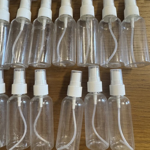 Plastic perfume bottles used, pack of 118, various sizes