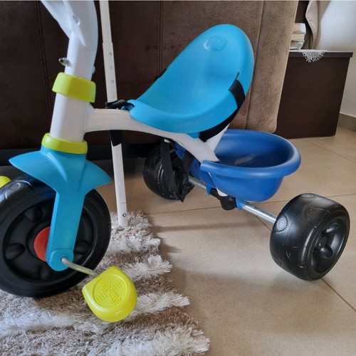 Smoby Convertible Kids Tricycle like new with parent handle and storage Be Fun