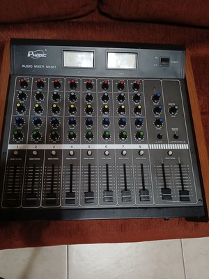 Phonic MX881 mixer used with echo, bass, treble on each channel except N3
