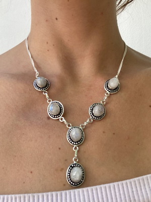 Vintage Atelier 925 Silver Jewelry Set with Moonstone (Necklace & Earrings)
