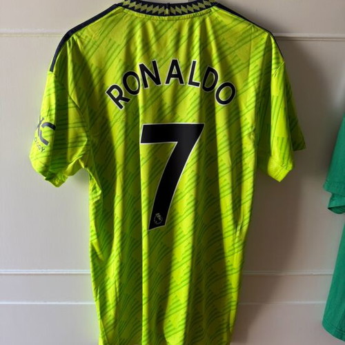 Manchester United Ronaldo jersey new, authentic