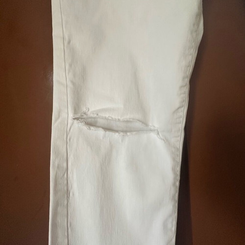 White slim fit jeans with knee rips Pink Woman like new
