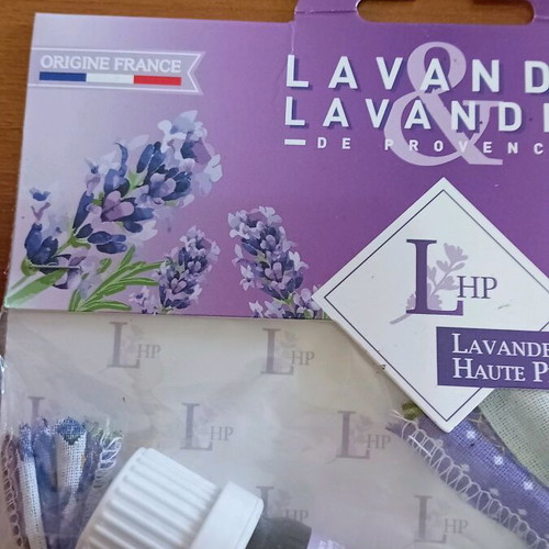 Aromatic wardrobe Levander kit new with essential oil and fragrances