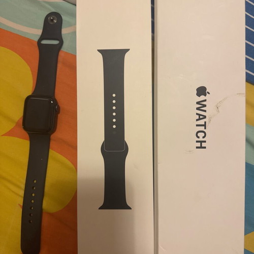 Apple Watch SE 40 mm like new