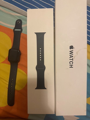 Apple Watch SE 40 mm like new